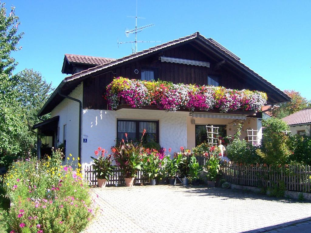 Haus Schmid Apartment Innernzell ภายนอก รูปภาพ